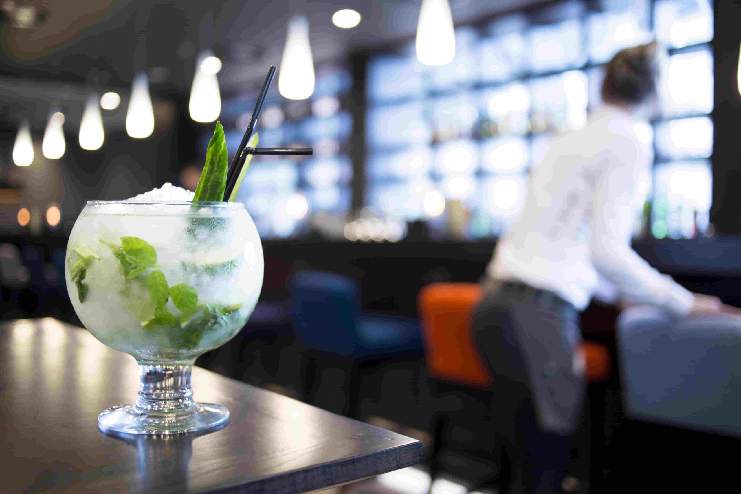 Radisson Blu (16) large laboratory building in central Manchester