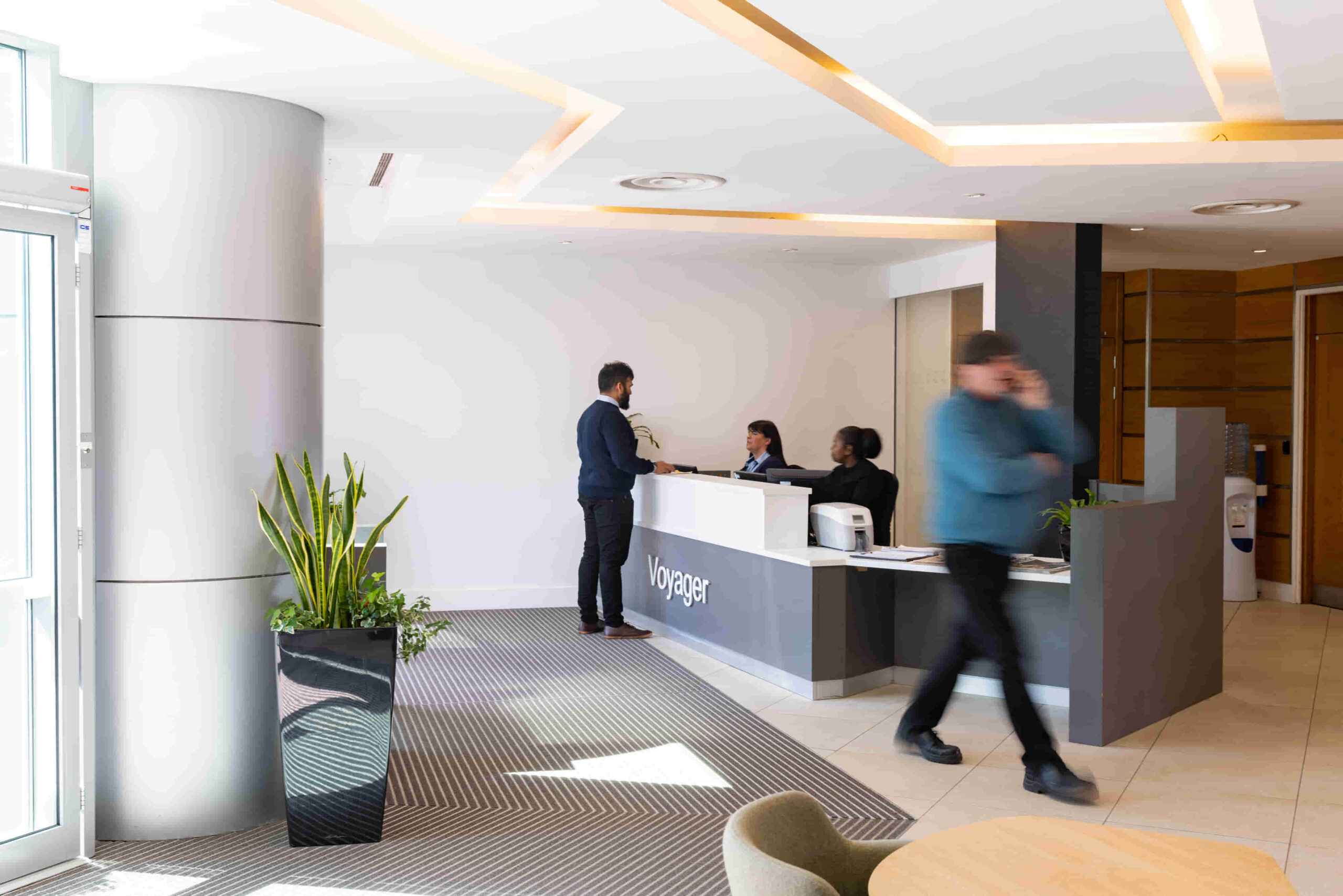 Voyager_April2023_JodyHartley_HiRes-144 cgi of laboratory space in citylabs 4