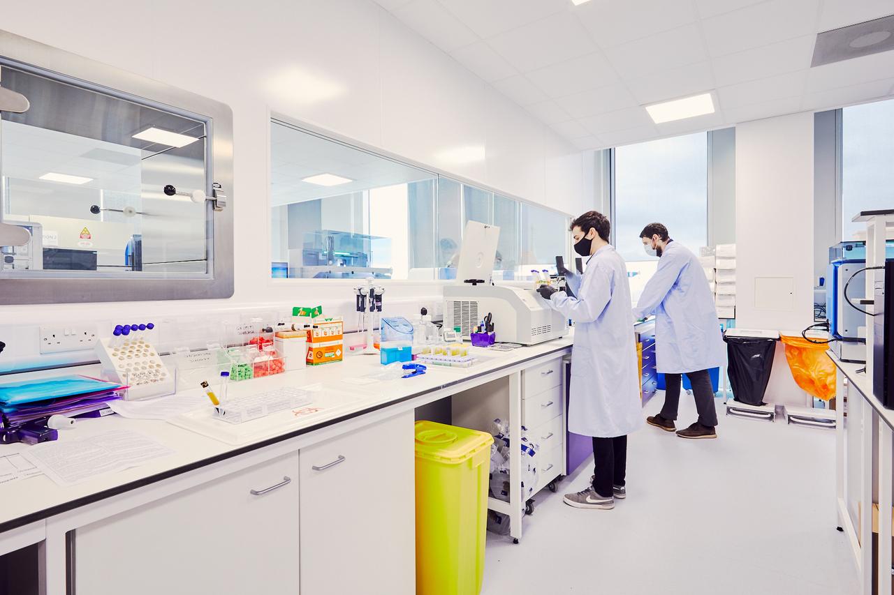 Citylabs 1.0 lab Two men in lab coats working in laboratory